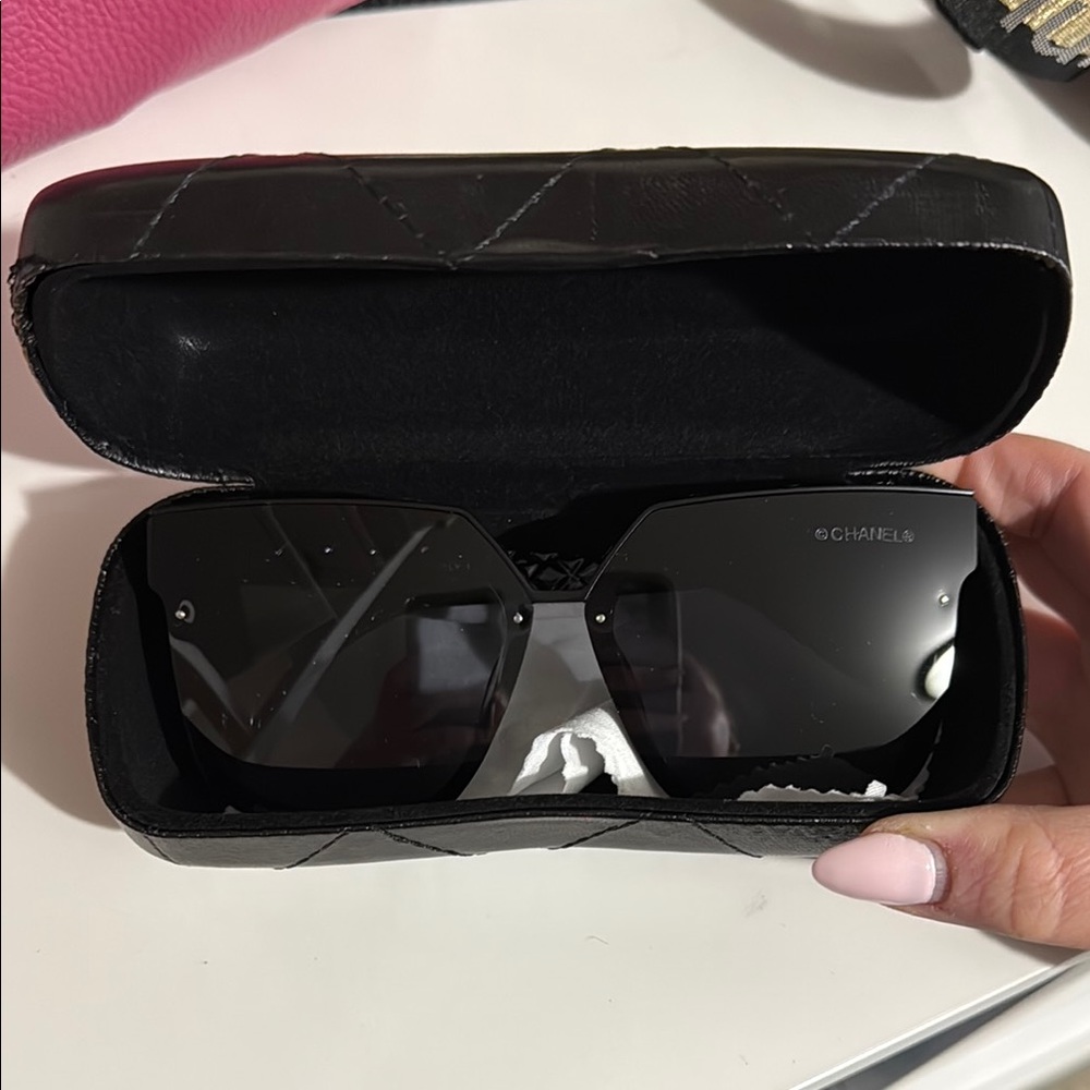 Black Sunglasses